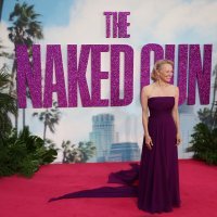Pamela Anderson i Liam Neeson