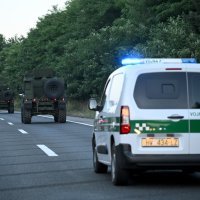 Kolona vojnih vozila na autocesti u smjeru Zagreba