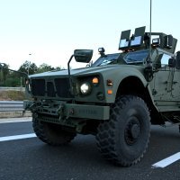Kolona vojnih vozila na autocesti u smjeru Zagreba