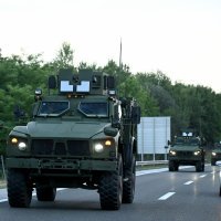 Kolona vojnih vozila na autocesti u smjeru Zagreba