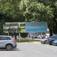 Plakati DP-a u Zagrebu na hrvatskom, tagaloskom i filipinskom jeziku