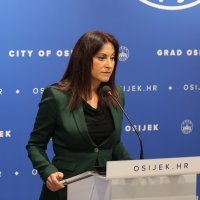 Potpisivanje ugovora za kupovinu novih tramvaja u Osijeku