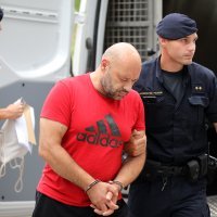 Na pulski Županijski sud privedena trojica osumnjičena za napad na mladog Slovenca u Poreču