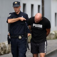 Na pulski Županijski sud privedena trojica osumnjičena za napad na mladog Slovenca u Poreču