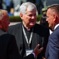 Biskup Vlado Košić