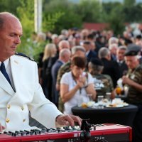 Domjenak nakon mimohoda