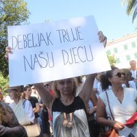 Prosvjed građana protiv dolaska broda Moby Drea s azbestom u Brodosplit