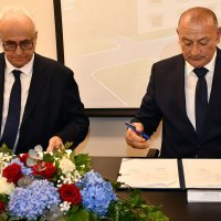 Pakrac: Ministar Tomo Medved potpisao ugovor o izgradnji Braniteljskog centra u Pakracu