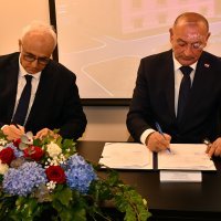 Pakrac: Ministar Tomo Medved potpisao ugovor o izgradnji Braniteljskog centra u Pakracu