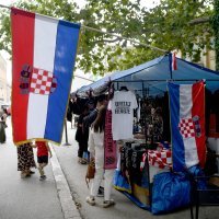 Okupljanje ljudi u Sinju uoči 310. Sinjske alke