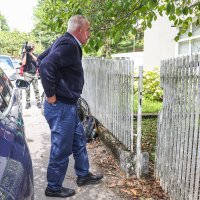 Dolazak Ive Sanadera u obiteljsku kuću nakon izlaska iz zatvora