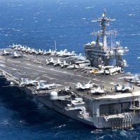 Američki nosač zrakoplova USS Carl Vinson u Južnom kineskom moru 2017. godine