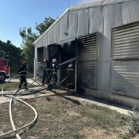 Požar na farmi peradi