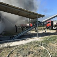 Požar na farmi peradi