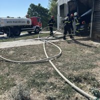 Požar na farmi peradi