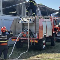 Požar na farmi peradi