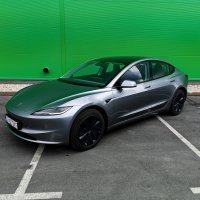 Tesla Model 3 Long Range Rear-Wheel Drive