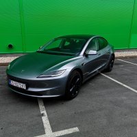 Tesla Model 3 Long Range Rear-Wheel Drive