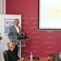 Splitski gradonačelnik Tomislav Šuta i predsjednik Uprave Hrvatskih cesta Ivica Budimir