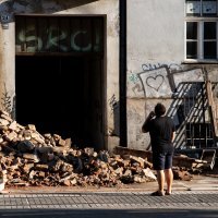 Rušenje zgrade na Maksimirskoj