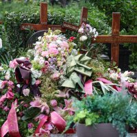 Na Mirogoju pokopana Gabi Novak uz Matiju, Arsena i svoju majku