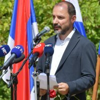 Komemoracija u Gruborima