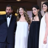 Adam Sandler s obitelji