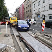 Vozilo upalo u raskopani dio pruge na Ribnjaku.