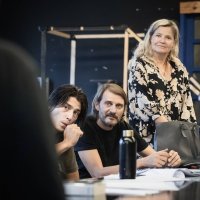 Fotografije s probe predstave Max, Mischa i ofenziva Tet: glumci Lucija Šerbedžija, Frano Mašković i Ivan Jurković