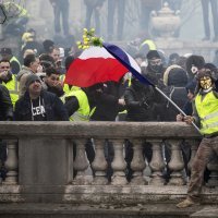 Prosvjed Žutih prsluka u Francuskoj