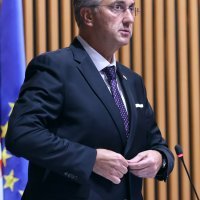 Započela sjednica Hrvatskog sabora