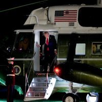 Donald i Melania Trump se vraćaju u Ameriku