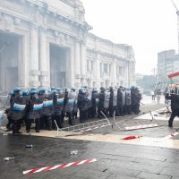 Prosvjedi u Milanu prerasli u sukob s policijom