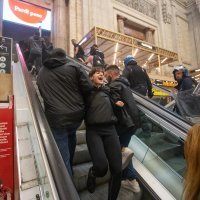 Prosvjedi u Milanu prerasli u sukob s policijom