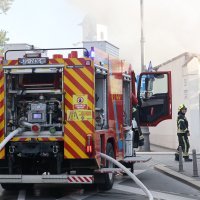 Na dvorišnoj zgradi na Kaptolu izbio je požar