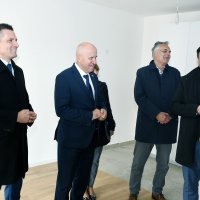 Sisak: Ministar Bačić na svečanosti dodjele ključeva korisnicima novoizgrađene višestambene zgrade