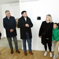 Sisak: Ministar Bačić na svečanosti dodjele ključeva korisnicima novoizgrađene višestambene zgrade