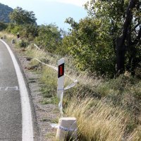 Izvlačenje auta koji je sletio u more kod Sinja