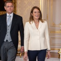 Predsjednica Europskog parlamentaRoberta Metsola sa suprugom Ukkom Metsolom