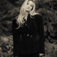 Izabel Kovačić u novoj kampanji Izakove