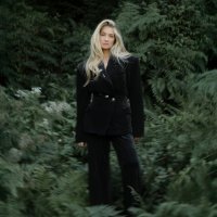 Izabel Kovačić u novoj kampanji Izakove