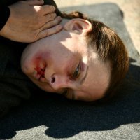 Performans uoči predstave 'Sigurna kuća'