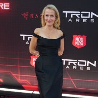 Gillian Anderson