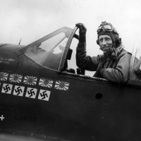 Američki P-51 Mustang označen s 12 zračnih pobjeda nad njemačkim i japanskim pilotima