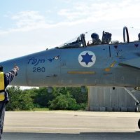 F-15 Izraelskih zračnih snaga s oznakama uspješno odrađene misije tijekom operacije Wooden Leg