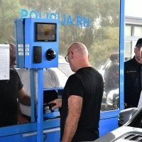 Granični prijelaz kod Slavonskog Broda