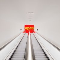 Nora Turato, postav rada 'IN SITU #1 - Nora Turato: I hear you, I hear you.', Stedelijk muzej, Amsterdam, 2024.