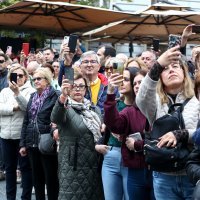 Povorka prema groblju gdje će biti pokopan Halid Bešlić