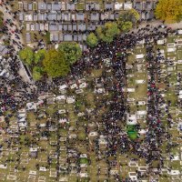 Pogled iz zraka na posljednji ispraćaj Halida Bešlića