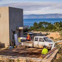 Rušenje bespravno sagrađene kuće bivšeg šefa HEP-a Frane Barbarića